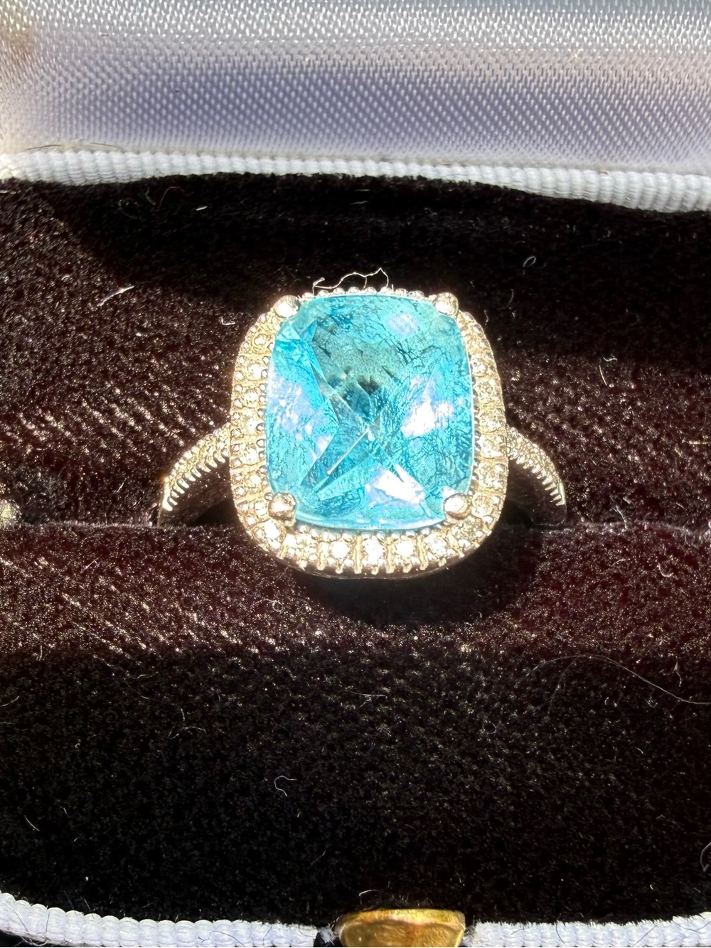 14k white gold cushion-cut blue topaz and diamond halo ring by EMA Jewelry Sz 6